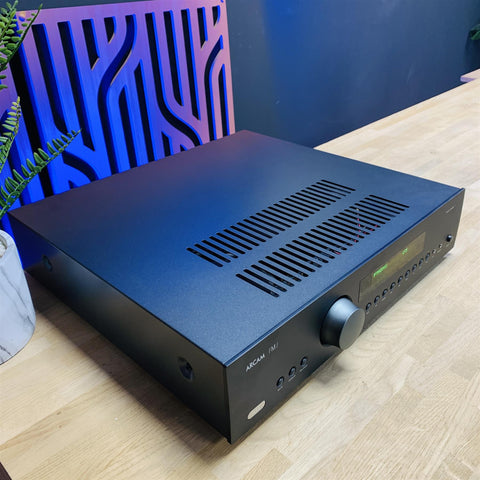 Arcam FMJ A39 Stereo Integrated Amplifier Inc Remote