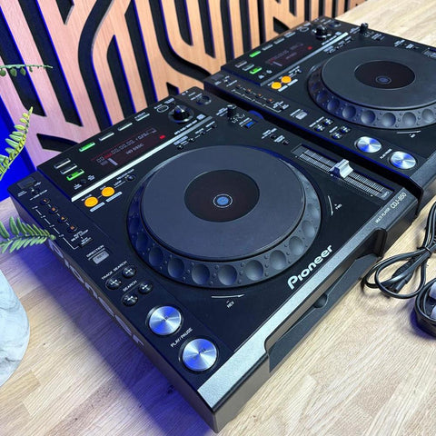 Pioneer CDJ-850 (Pair)