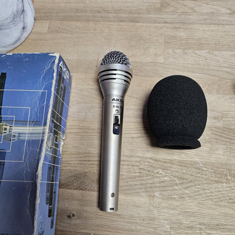 AKG D90S Classic Microphone