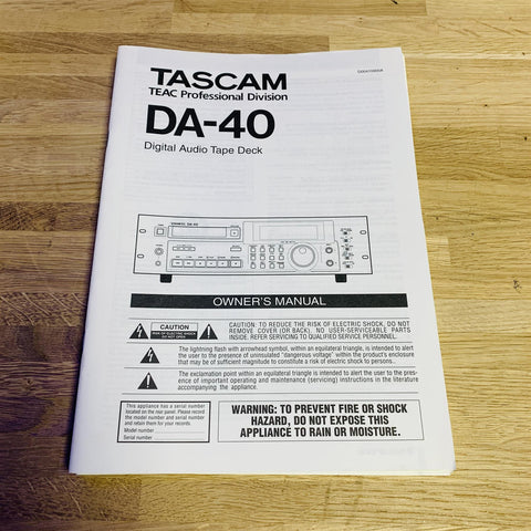 Tascam DA40 Digital Audio Tape Deck