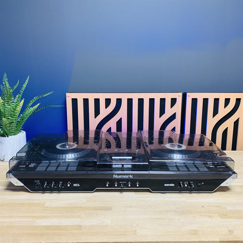 Numark NS7II 4-Channel Motorised Serato DJ Controller w/ DeckSaver