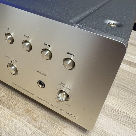 Denon DCD S10 CD Player Gold