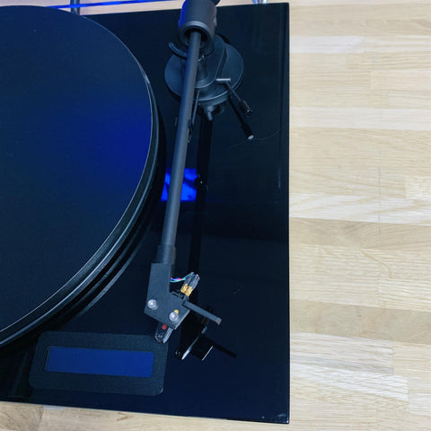 Pro-Ject Jukebox E Turntable