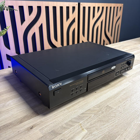 Sony CDP-XE520 Stereo CD Player