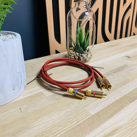Van Den Hul 'The Bay' C5 Hybrid Stereo RCA Cable Pair (0.8m)