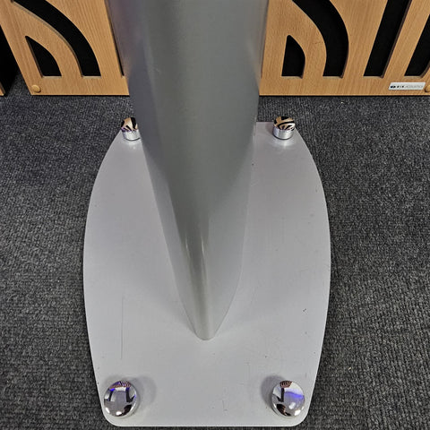 Kef XQ1 Speakers including Stands