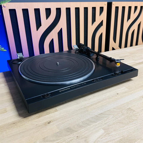Pioneer PL-335 Full Automatic Stereo Turntable