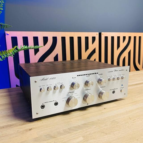 Marantz Model 1060 amplifier