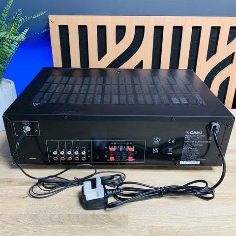 Yamaha R-S202D DAB Bluetooth Stereo Receiver Amplifier