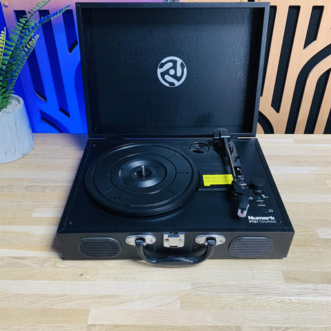 Numark PT01 Touring Portable USB Turntable