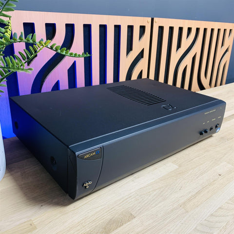 Arcam Alpha 9 Power Amplifier