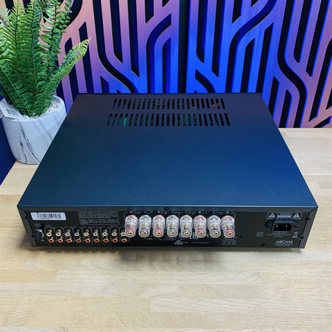 Arcam FMJ A39 Stereo Integrated Amplifier Inc Remote