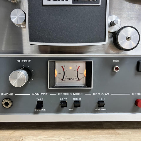 Teac A-1230 Reel To Reel Tape Recorder 4 Track 2 Channel Stereo