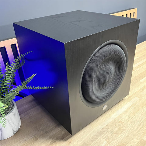 Linn Majik 126 500 Watt 10" Active Subwoofer Black