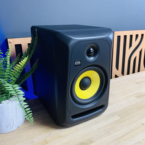 KRK Classic 7 Powered Studio Monitor