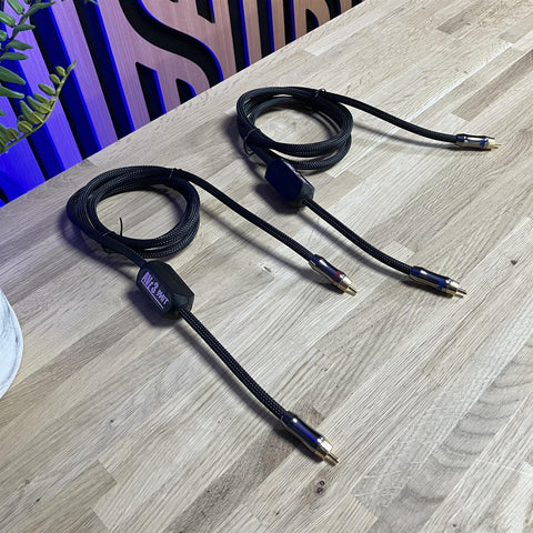 MIT AVT3 RCA Phono Interconnect Cable (Pair) 1.5m