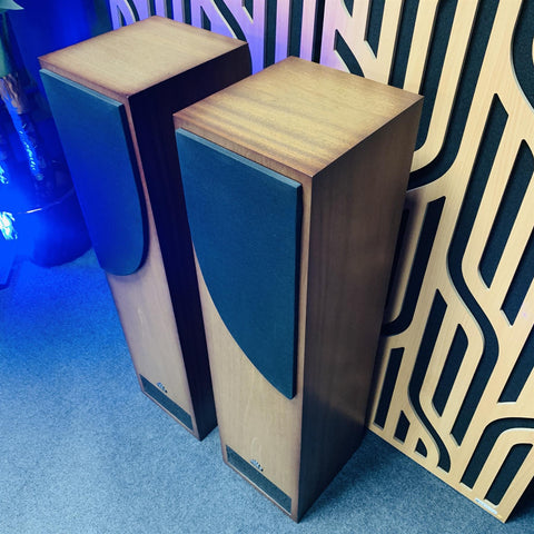 Castle Acoustics Chester Transmission Line Floor Standing Loudspeakers