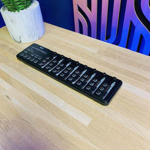 Korg nanoKONTROL2 Slimline USB MIDI Controller Black
