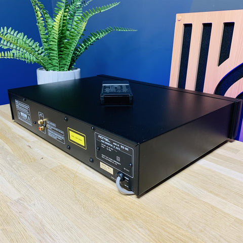 Rotel RCD-865 CD Player with Remote
