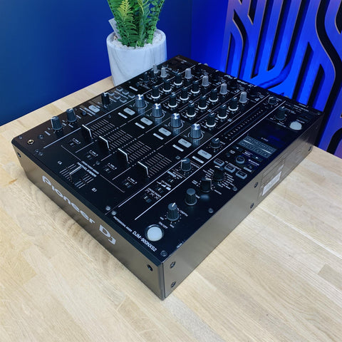 Pioneer DJ DJM-900 NSX2 4 Channel Mixer With Magma Flight Case