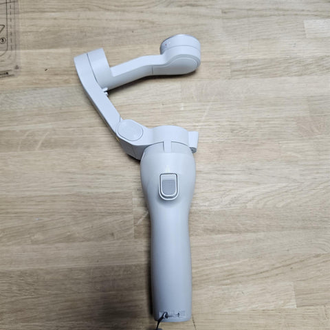 DJI OM 4 Handheld 3-Axis Smartphone Gimbal Stabilizer