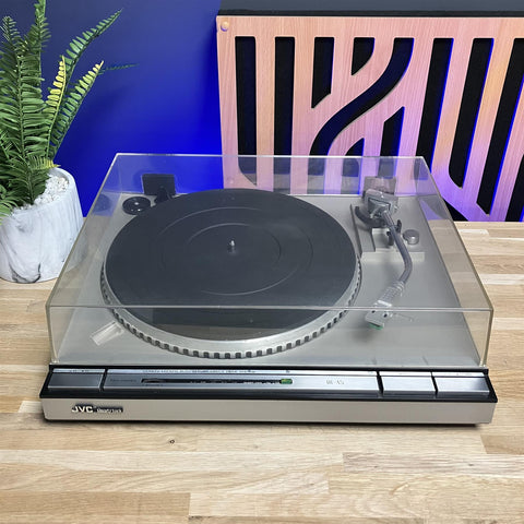 JVC QL-A5 Quartz Direct Drive Turntable With Audio Technica AT95E Cartridge