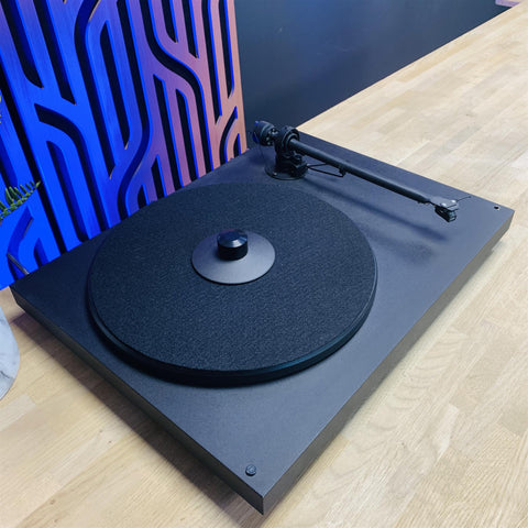 Pro-Ject P2 Stereo Hi Fi Turntable With Ortofon 510 MKII Cartridge & Stylus