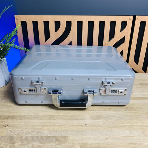 Locking storage case