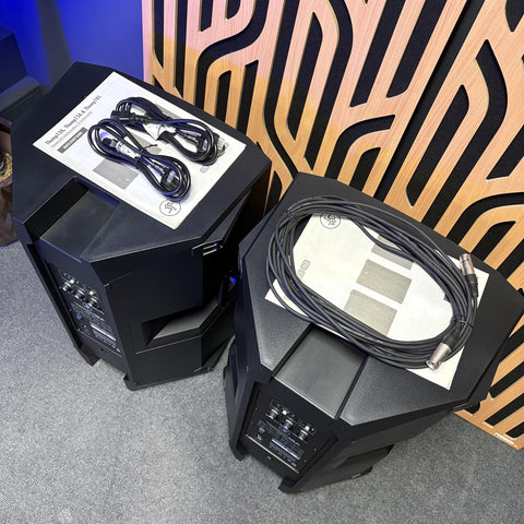 Mackie Thump 15A 1300 Watts Speakers (Pair)