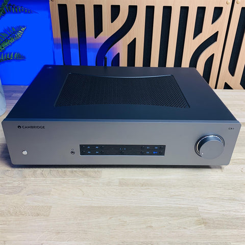 Cambridge Audio CXA81 MkII