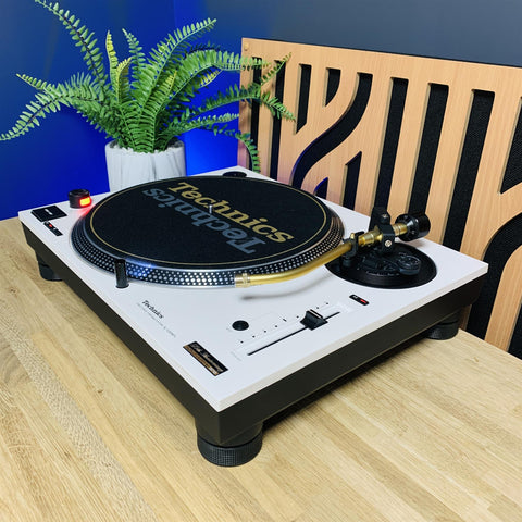 Technics SL-1200M7L Limited-Edition 50th Anniversary Direct-Drive DJ Turntable