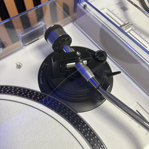 White Pioneer DJ PLX-500-W Direct Drive Turntables (Pair) - As New