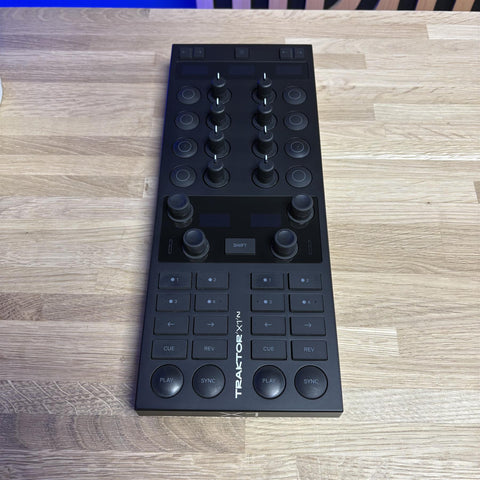 Native Instruments Traktor Kontrol X1 MK3