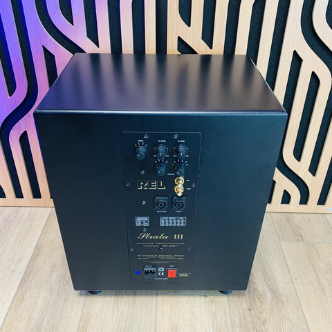 REL Strata 111 Subwoofer (Grittex Finish)