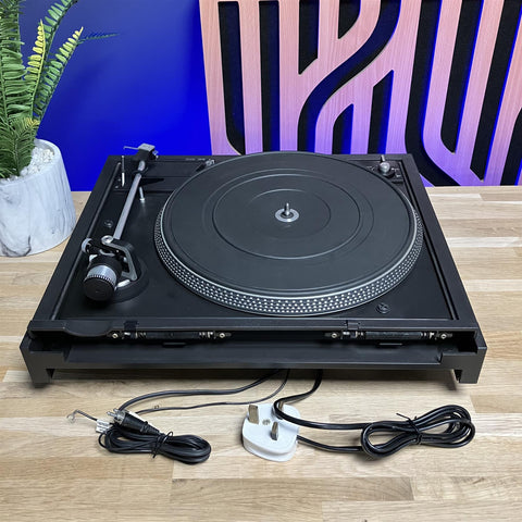 Dual CS-506 Belt Drive Vintage Turntable