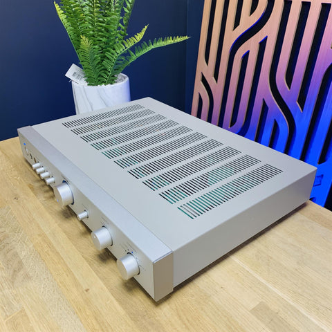 Rotel RA-02 Stereo Integrated Amplifier