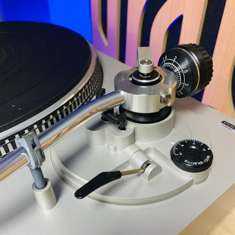 Technics SL-D2 Direct Drive Automatic Turntable