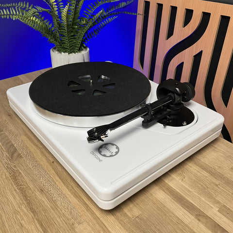 Roksan Oxygene 30 Turntable With Goldring Cartridge