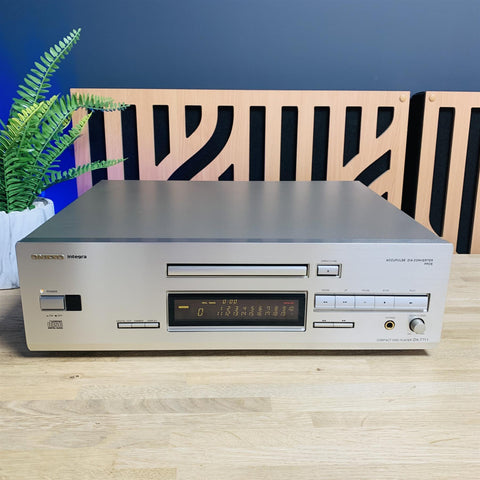 Onkyo Integra DX-7711 CD Player