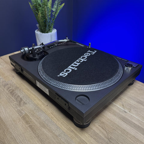 Technics SL1210mk2 With Ortofon Concorde MkII Mix