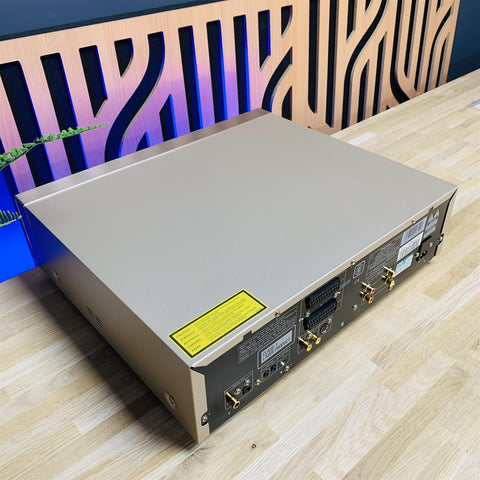 Pioneer DV-717 DVD/CD/VIDEO CD Player