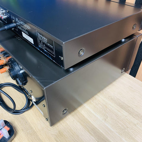 Technics SU-C800 Stereo Control Amplifier and Technics SE-A900S Stereo Power Amplifier