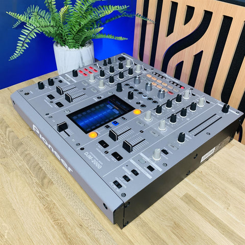 Pioneer DJM 2000 Nexus 4-Channel DJ Mixer