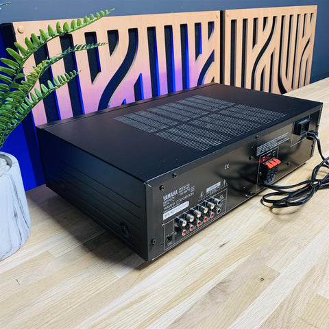 Yamaha DSP Cinema E390 Natural Sound Digital Sound Field Processor