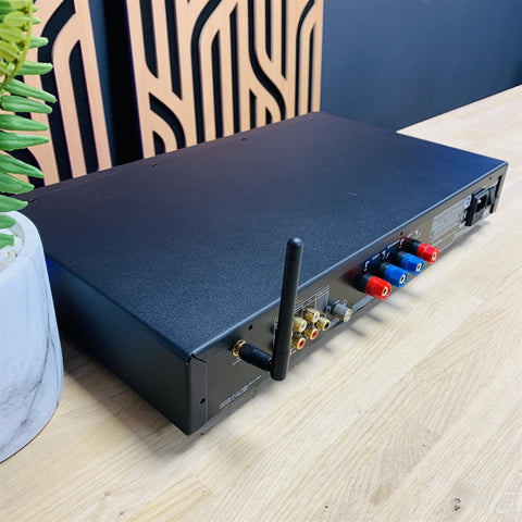 NAD C328 Hybrid Digital DAC Integrated Amplifier