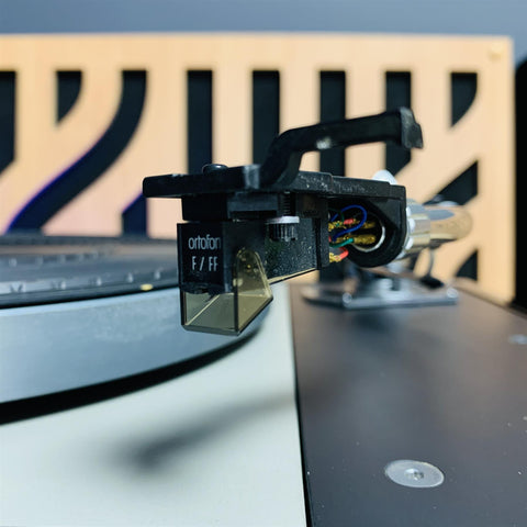 Thorens TD 125 Mk II Turntable