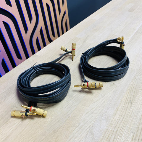 QED F-200 Speaker Cable With Banana Plugs  (Pair) 2m