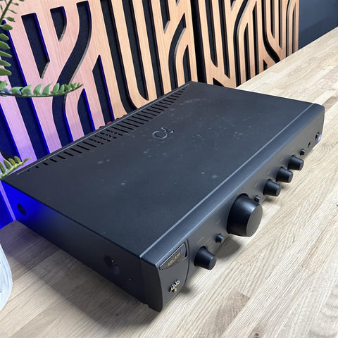Arcam Alpha 8 Stereo Integrated Amplifier