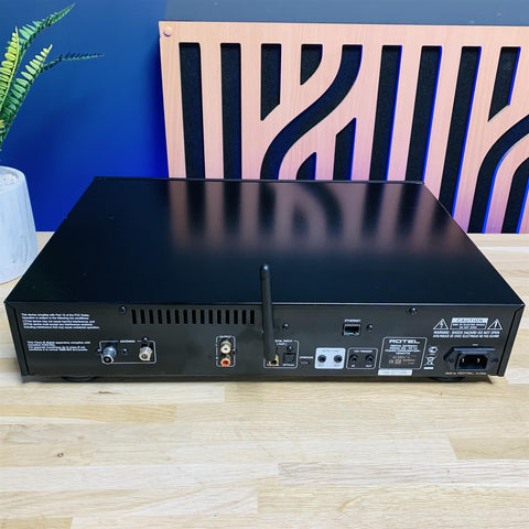 Rotel RT-12 FM/DAB+ Preset Radio Tuner