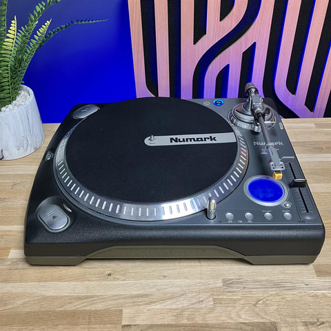 Numark TTX 1 Direct Drive High Torque DJ Turntable